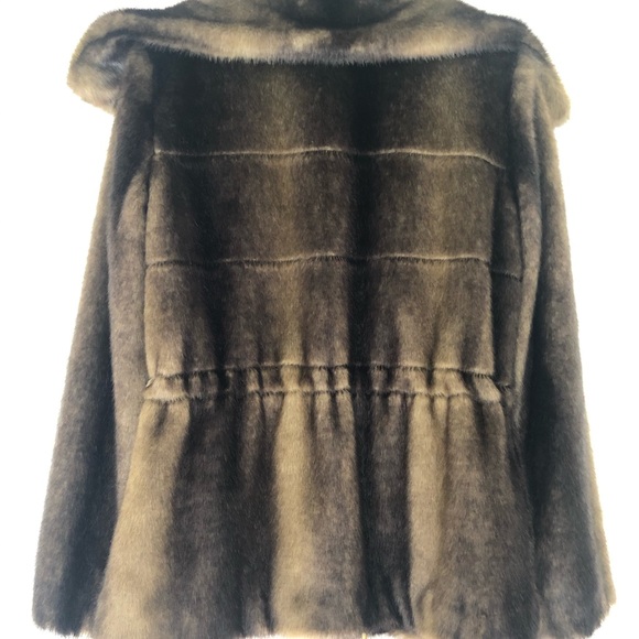 Faux mink Ellen Tracy drawstring waist jacket. - Picture 4 of 7